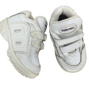 Sesame Street Vintage Baby White Velcro Leather Sneakers Size 3